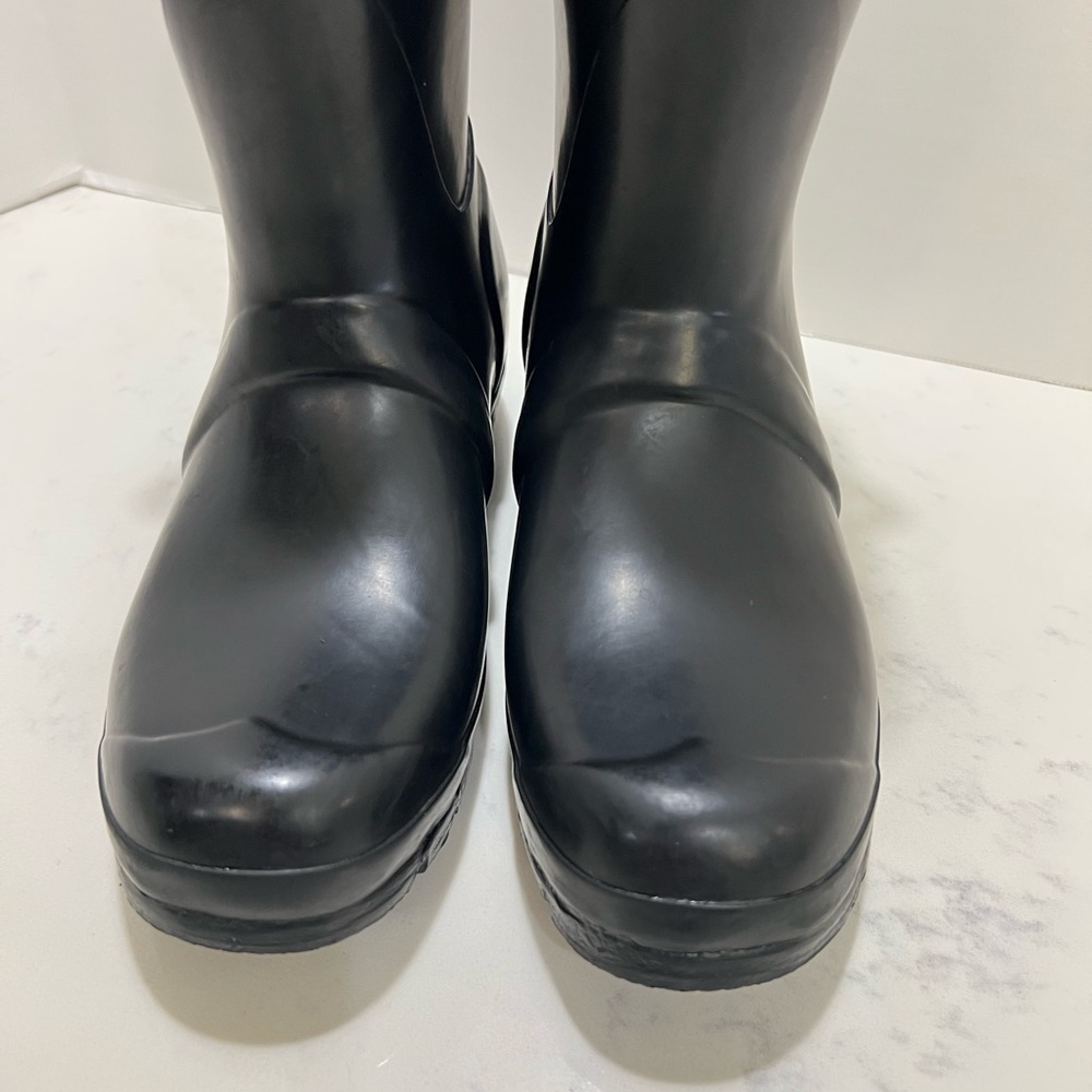 ‼️🚨SOLD ‼️🚨Hunter Black Rain Boots - Picture 10 of 15